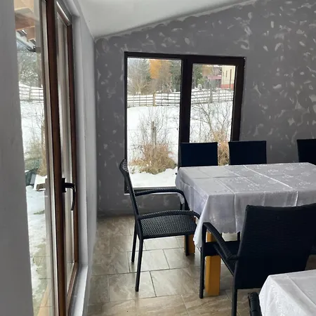 Cabanute Luca Ama Bran Lodge *
